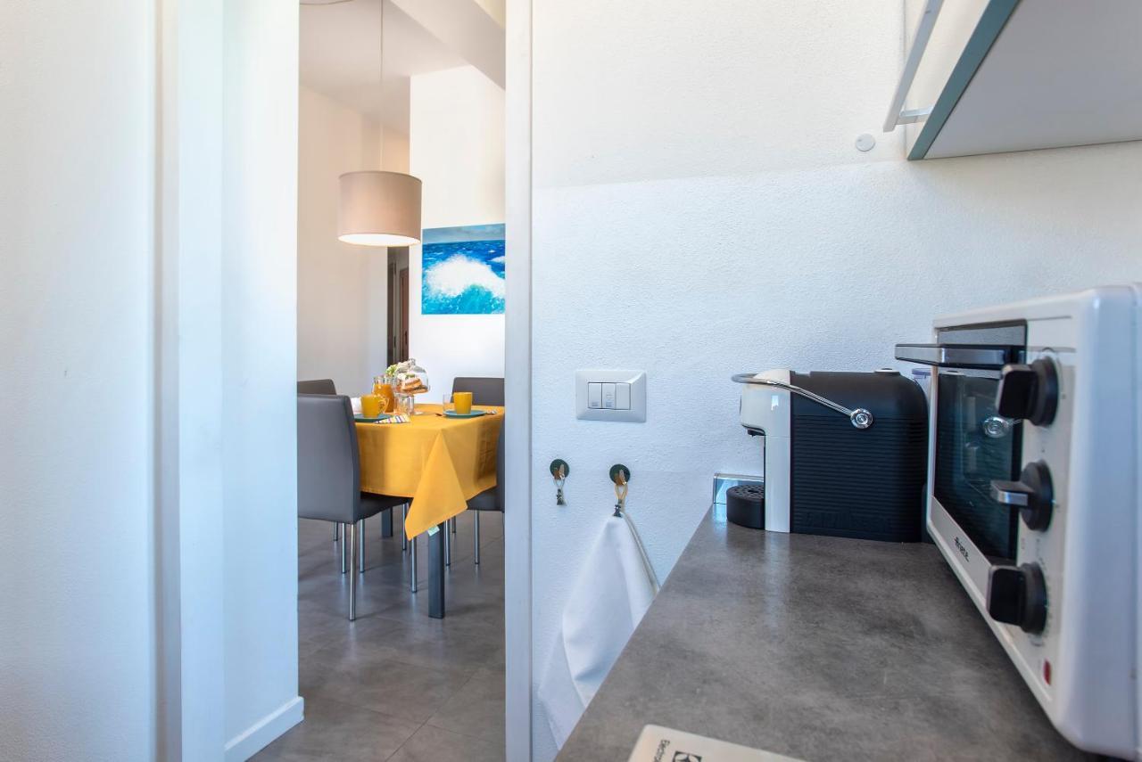 Nura'S - Apartment Al Mare Sea Front アルゲーロ エクステリア 写真